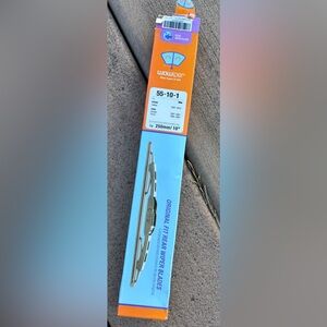 10” rear windshield wiper